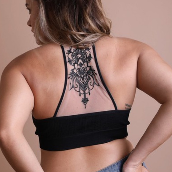 Plus Boho Black Mesh Floral Seamless Bralette - Picture 3 of 8